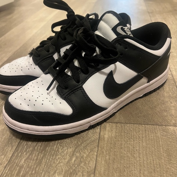 NIKE Womens panda low dunks - Picture 4 of 7